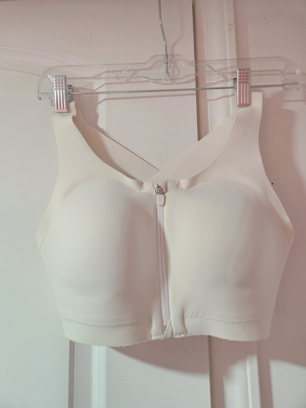 lululemon athletica Cream Front-Zip Padded Sports Bra